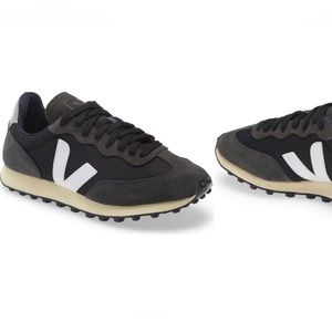 Never worn Rio Branco Sneaker.